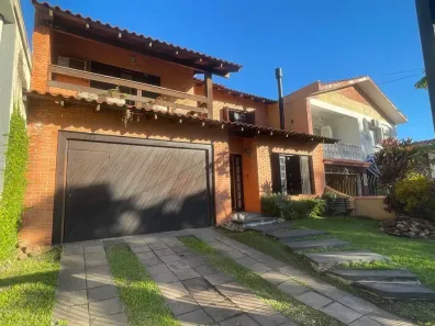 Sobrado com 3 Quartos à venda, 280m² no Jardim São Pedro, Porto Alegre