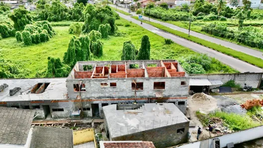 Sobrado com 2 Quartos à venda, 75m² no Pontal de Santa Marina, Caraguatatuba