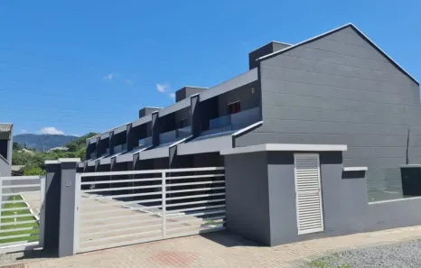 Sobrado com 3 Quartos à venda, 105m² no Itoupava Central, Blumenau
