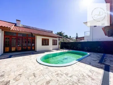 Casa com 8 Quartos à venda, 337m² no Córrego Grande, Florianópolis