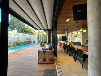 Casa de Condomínio com 3 Quartos à venda, 270m² no Lagoinha, Uberlândia