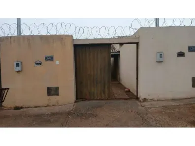 Casa com 1 Quarto à venda, 68m² no Jardim Europa, Itumbiara