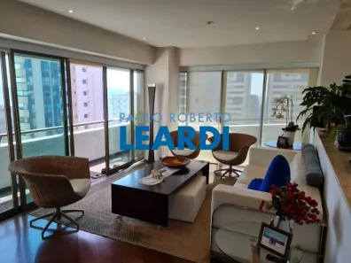 Apartamento com 4 Quartos à venda, 220m² no Aclimação, São Paulo