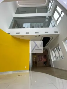 Prédio Comercial para alugar, 680m² no Chácara Santo Antônio (Zona Sul), São Paulo