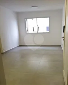 Apartamento com 2 Quartos à venda, 41m² no Jardim Santa Emília, São Paulo