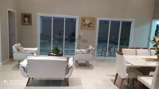 Casa de Condomínio com 3 Quartos à venda, 360m² no Jardim Terras de Santa Helena, Jacareí