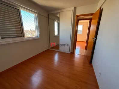 Apartamento com 3 Quartos para alugar, 75m² no Caiçaras, Belo Horizonte