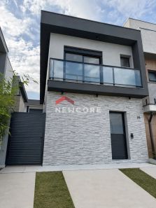 Casa de Condomínio com 3 Quartos à venda, 123m² no Jardim Semiramis, Cotia