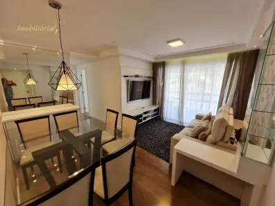 Apartamento com 2 Quartos para alugar, 68m² no Água Verde, Curitiba