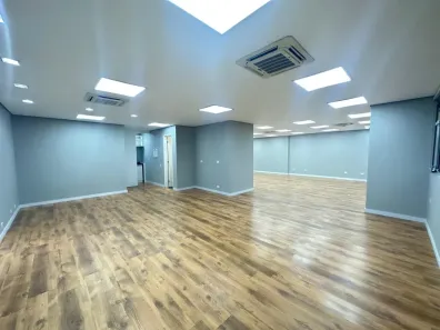 Sala Comercial para alugar, 115m² no Jardim Paulistano, São Paulo