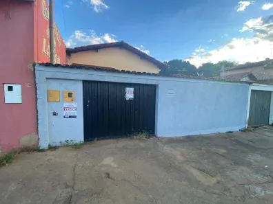 Casa com 2 Quartos à venda, 80m² no Jardim Palmeiras, Montes Claros