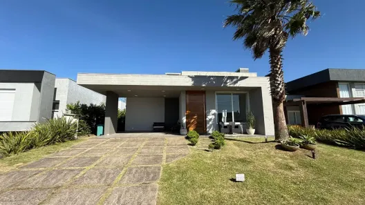 Casa de Condomínio com 3 Quartos à venda, 180m² no Capão da Canoa, Capão da Canoa