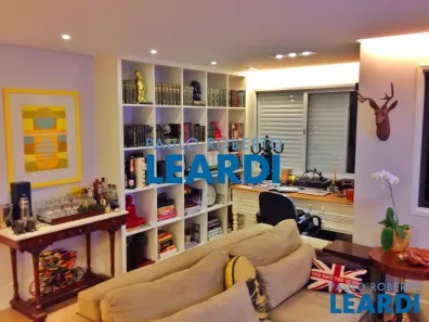 Apartamento com 2 Quartos à venda, 90m² no Vila Nova Conceição, São Paulo