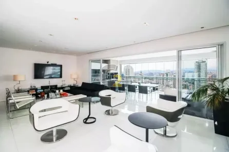 Apartamento com 3 Quartos à venda, 206m² no Vila Romana, São Paulo