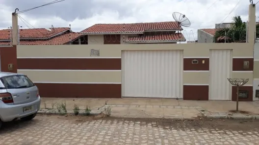 Casa com 2 Quartos à venda, 51m² no Alto do Sumaré, Mossoró