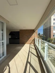 Apartamento com 3 Quartos para alugar, 187m² no Vila Embaré, Valinhos