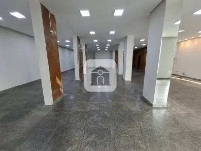 Ponto Comercial para alugar, 220m² no Centro, Uberlândia