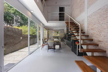 Casa com 3 Quartos à venda, 220m² no Real Parque, São Paulo