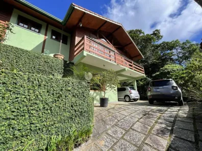Casa com 5 Quartos à venda, 141m² no Albuquerque, Teresópolis