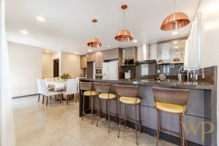 Casa com 3 Quartos à venda, 209m² no Vila Nova, Joinville