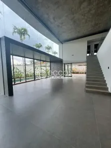 Casa de Condomínio com 4 Quartos à venda, 474m² no Gávea, Uberlândia