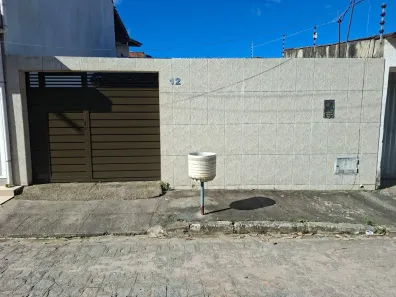 Casa com 2 Quartos à venda, 180m² no Cidade Universitária, Maceió