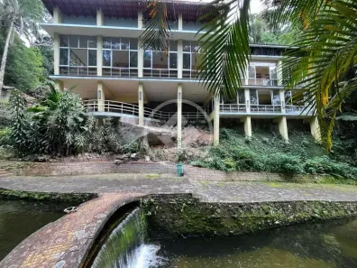 Casa com 7 Quartos à venda, 700m² no Cascata dos Amores, Teresópolis