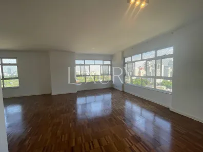 Apartamento com 4 Quartos para alugar, 240m² no Cerqueira César, São Paulo