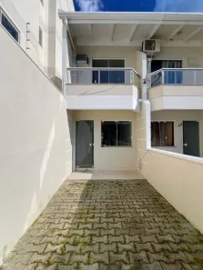 Sobrado com 2 Quartos à venda, 73m² no Centro, Camboriú