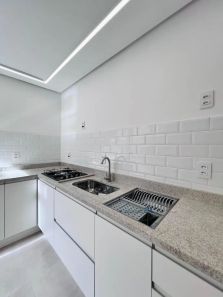 Apartamento com 2 Quartos à venda, 60m² no Centro Histórico, Porto Alegre