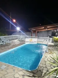 Fazenda/Sítio com 3 Quartos à venda, 151m² no Guamirim, Caçapava