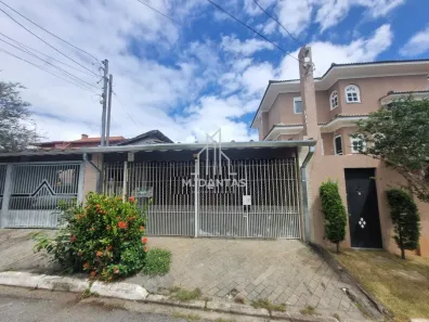 Casa com 2 Quartos à venda, 200m² no Jardim Guarapiranga, São Paulo
