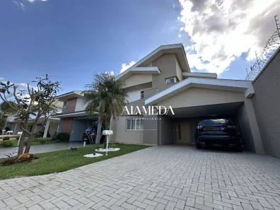 Casa de Condomínio com 3 Quartos para alugar, 260m² no Operária, Londrina