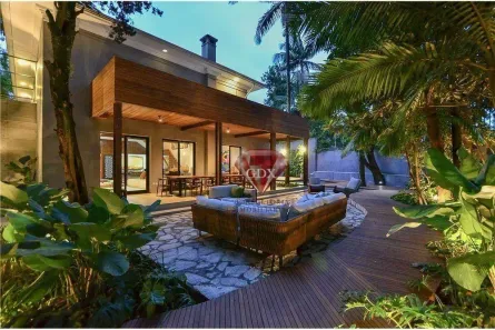 Casa com 4 Quartos à venda, 1117m² no Jardim América, São Paulo