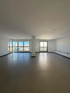 Sala Comercial para alugar, 66m² no Pici, Fortaleza