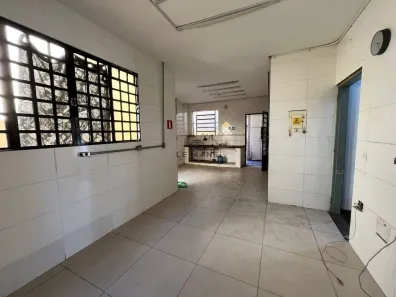 Imóvel Comercial com 3 Quartos para alugar, 197m² no Vila Independência, Piracicaba