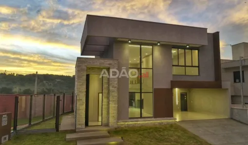 Sobrado com 4 Quartos à venda, 220m² no Jardins Porto, Senador Canedo
