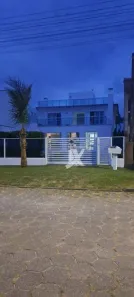 Casa com 4 Quartos para alugar, 200m² no Pontal do Sul, Pontal do Paraná