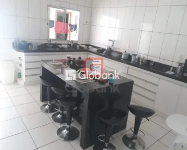 Casa com 4 Quartos à venda, 170m² no Todos os Santos, Montes Claros