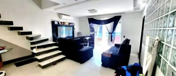Casa com 5 Quartos à venda, 368m² no Marapé, Santos