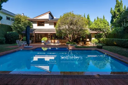 Casa com 3 Quartos para alugar, 455m² no Morumbi, São Paulo