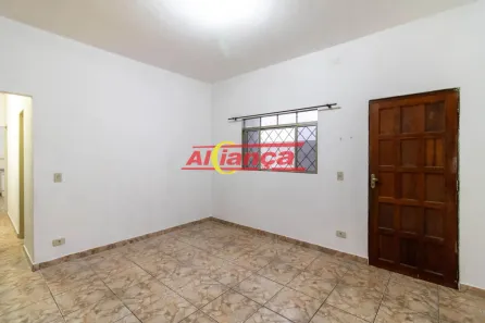 Casa com 3 Quartos para alugar, 70m² no Parque Continental II, Guarulhos