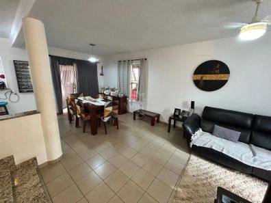 Casa de Condomínio com 3 Quartos à venda, 137m² no Parque Villa Flores, Sumaré