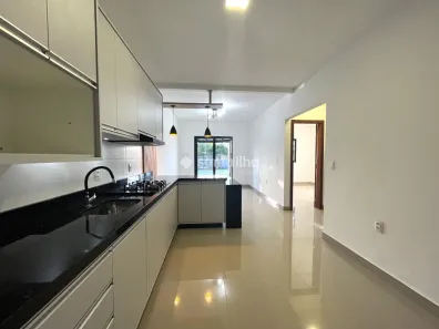Casa com 2 Quartos para alugar, 60m² no Ribeirão da Ilha, Florianópolis