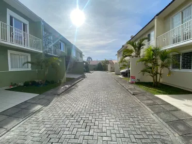 Casa de Condomínio com 3 Quartos para alugar, 100m² no Boqueirão, Curitiba
