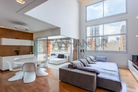 Apartamento com 3 Quartos para alugar, 157m² no Cerqueira César, São Paulo