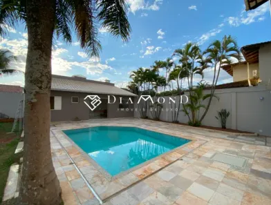 Casa com 4 Quartos à venda, 288m² no Jardim Karaíba, Uberlândia