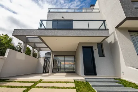 Sobrado com 3 Quartos à venda, 183m² no Pilarzinho, Curitiba