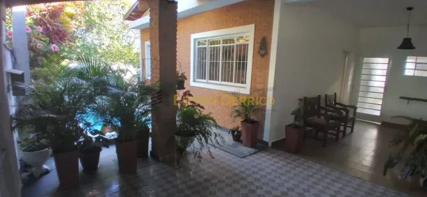 Casa com 3 Quartos à venda, 172m² no Jardim Santa Cecília, Pindamonhangaba