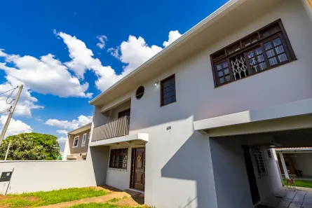 Sobrado com 5 Quartos à venda, 253m² no Bairro Alto, Curitiba